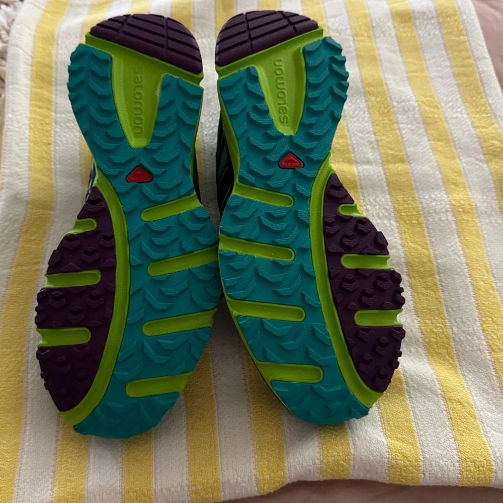 Women’s 3 Trail Running Shoes in the "Teal/Blue/Green" colorway. - Picture 2 of 10